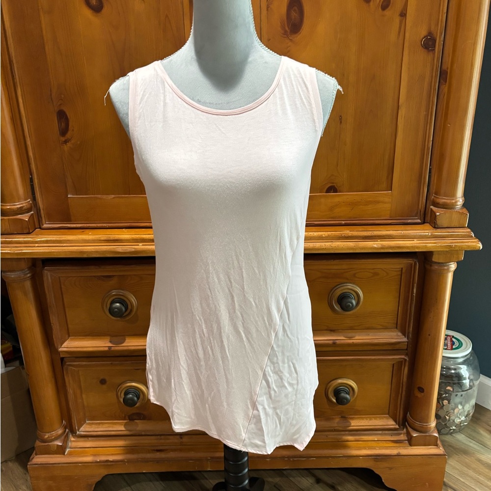 WHITE HOUSE BLACK MARKET HI-LOW SLEEVELESS TOP, SZ XS